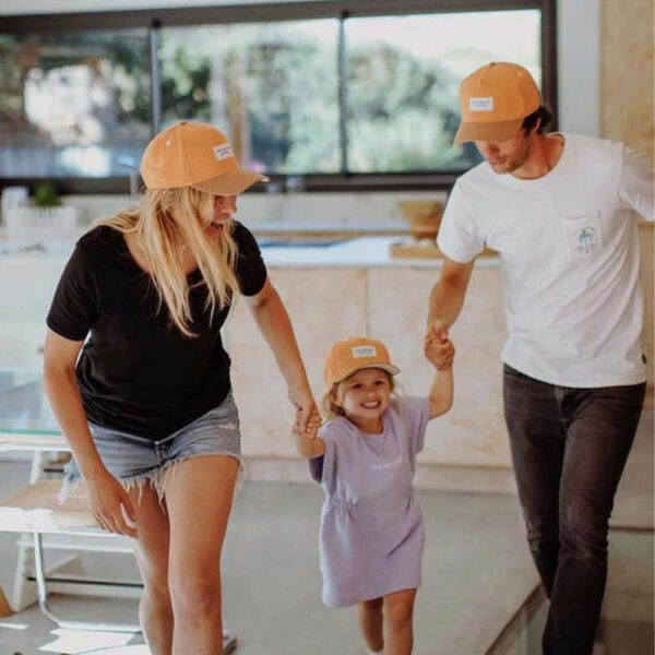 Casquette Mini Tan, pour toute la famille, de la marque Hello Hossy