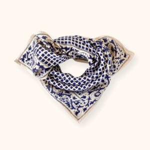 Petit foulard Manika Mosaic – Graphite de la marque Apaches Collections