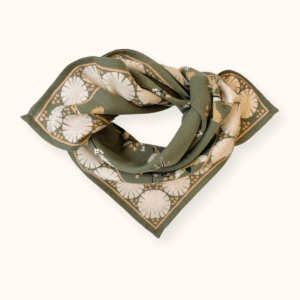Petit foulard Manika Cerisier Eucalyptus de la marque Apaches Collections