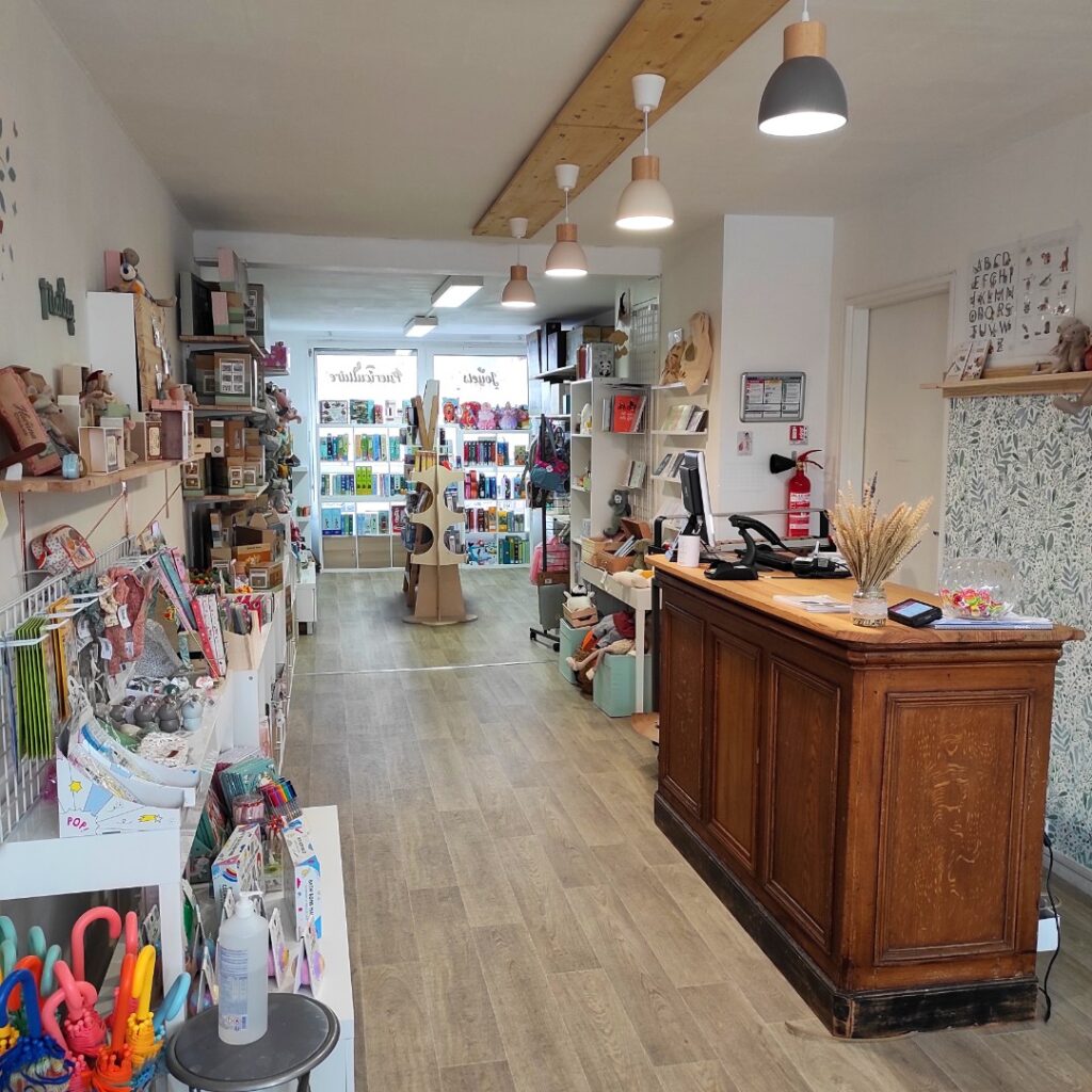 photo de la boutique de LAtelier de Maman à Croix, Lille