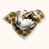 Petit foulard Manika Cerisier Fleur de Vanille de la marque Apaches Collections