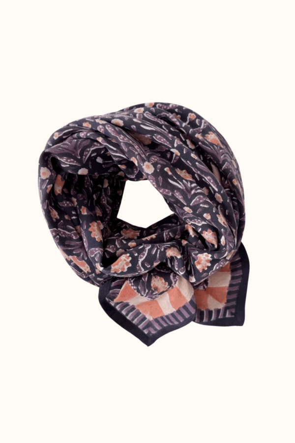 Grand Foulard Latika Cactus Navy de la marque Apaches Collections