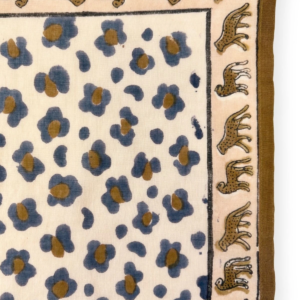 Détails motifs Grand foulard en coton Dupatta Léopard Macadamia grand format 100x100 cm